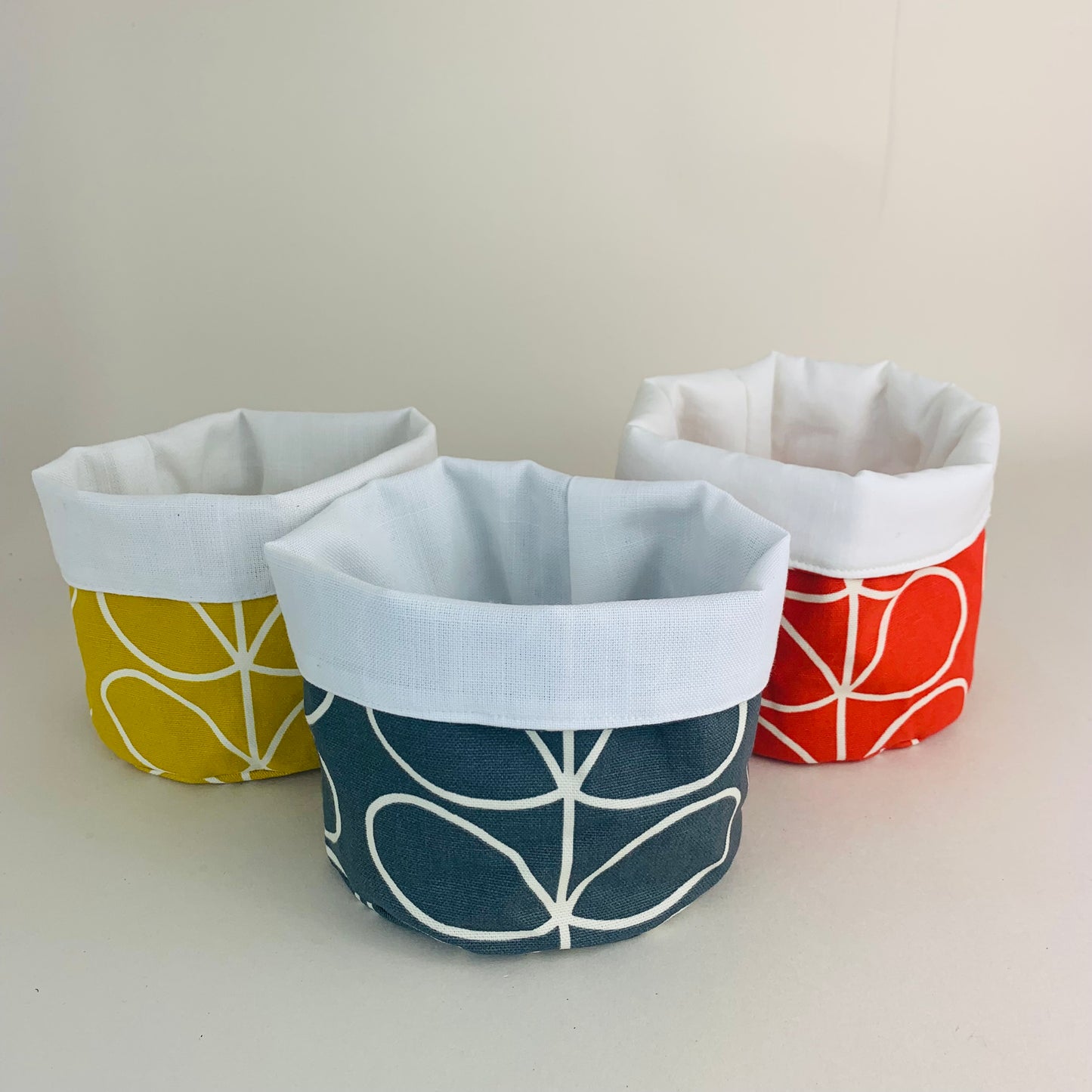 Tomato Red Orla Kiely Plant Pot Covers: Retro Decor, Multiple Sizes