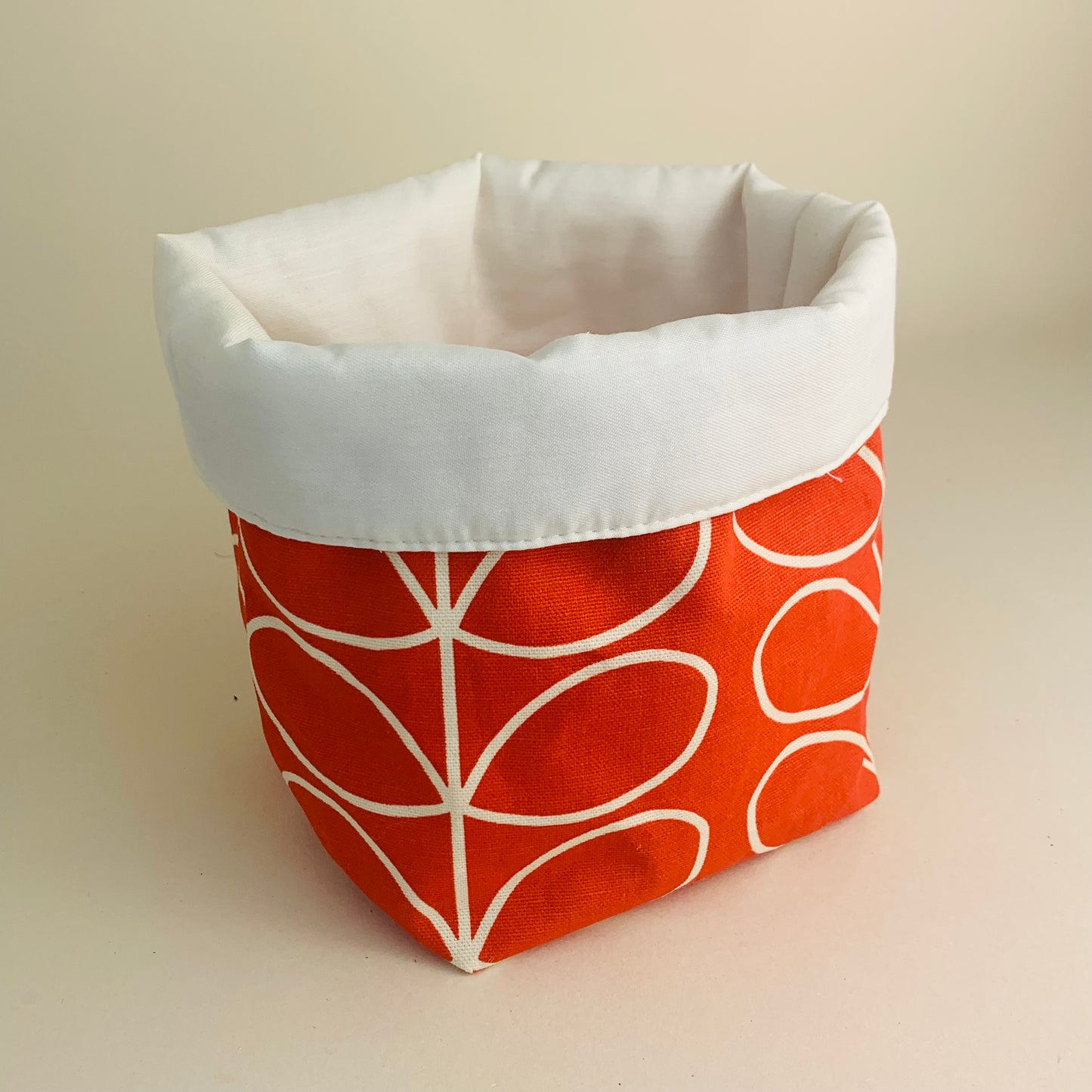 Tomato Red Orla Kiely Plant Pot Covers: Retro Decor, Multiple Sizes