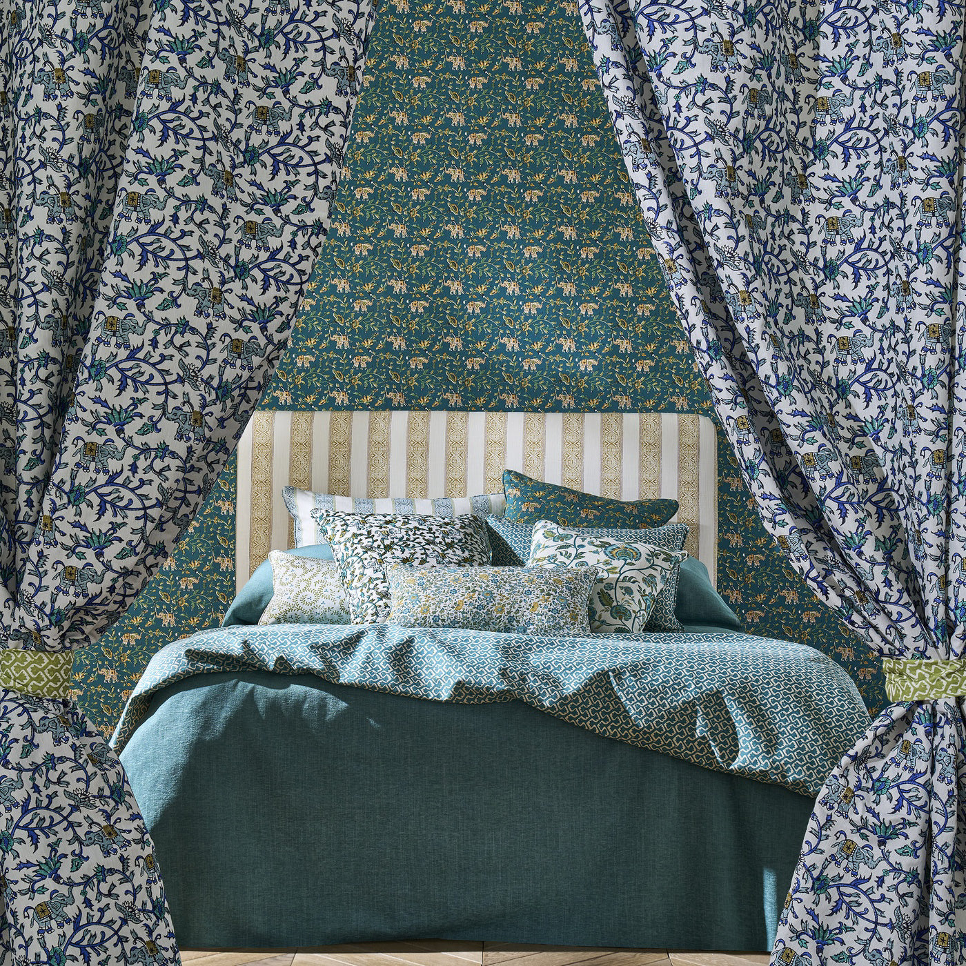 Clarke & Clarke Kalamkari Antique Roman Blind