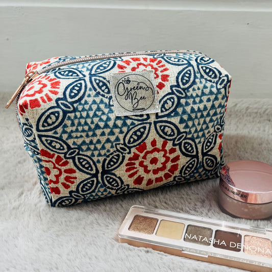 Handmade Makeup Bag Mandala Print 3 sizes available. Metal Zip Linen Lined. Blue and red print