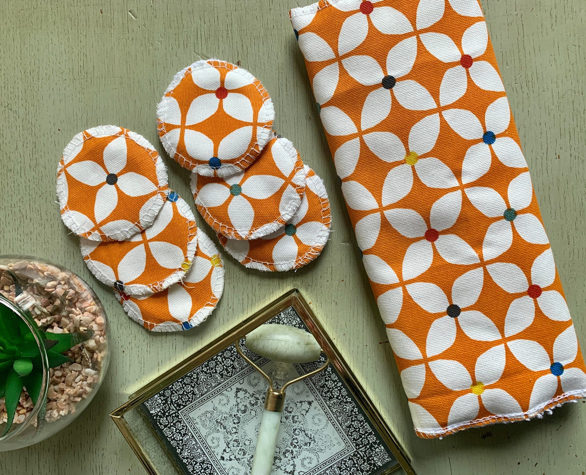 Orange Retro Eco-Friendly Reusable Makeup Pads & Face Cloths | Double-Sided with Terry Towelling Fabrics | Sustainable Skincare Essentials