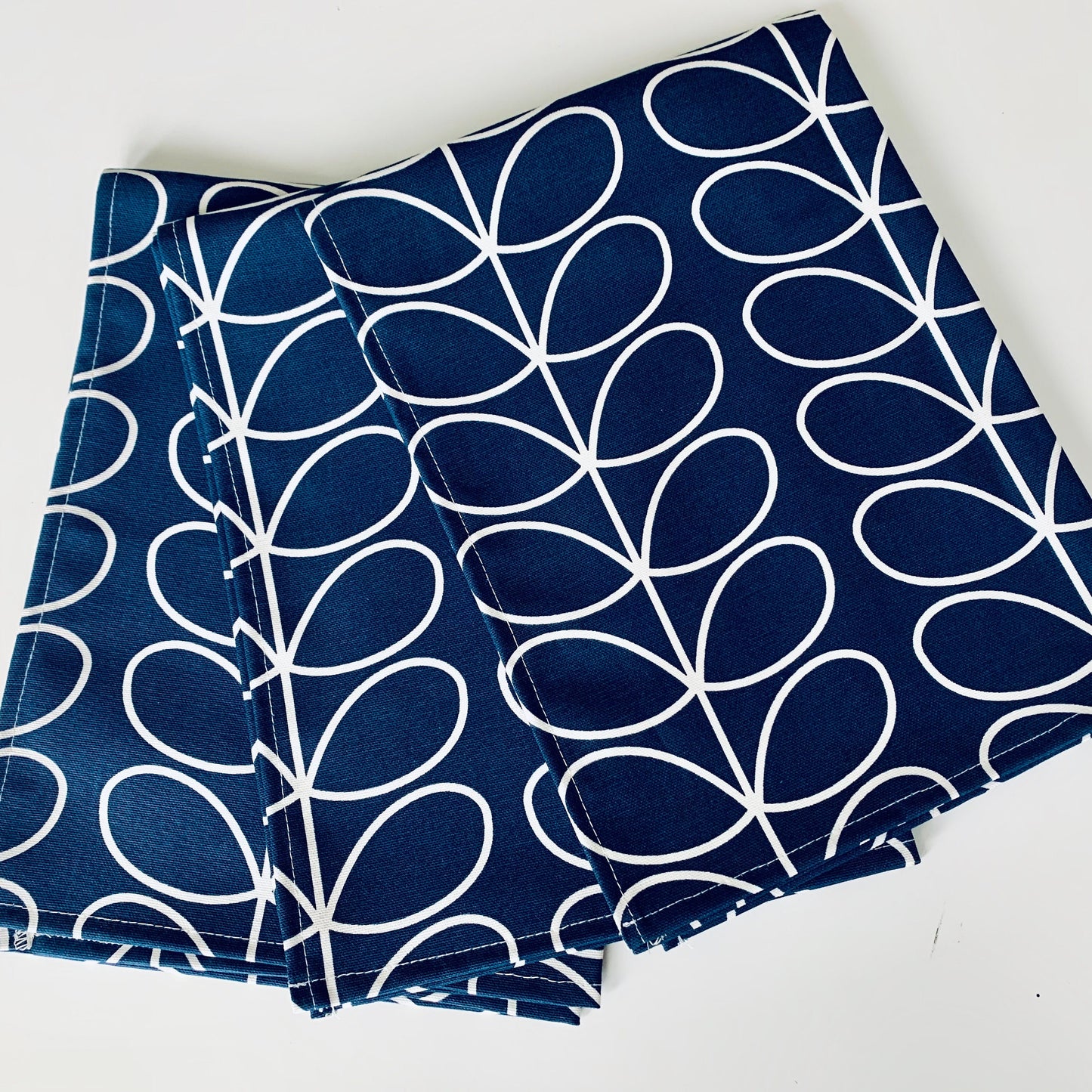 Orla Kiely Navy Blue Stem Tea Towels: Retro Kitchen Decor