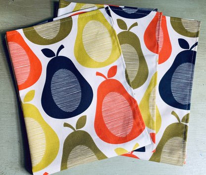 Orla Kiely Scribble Pear Tea Towels: Retro Kitchen Decor