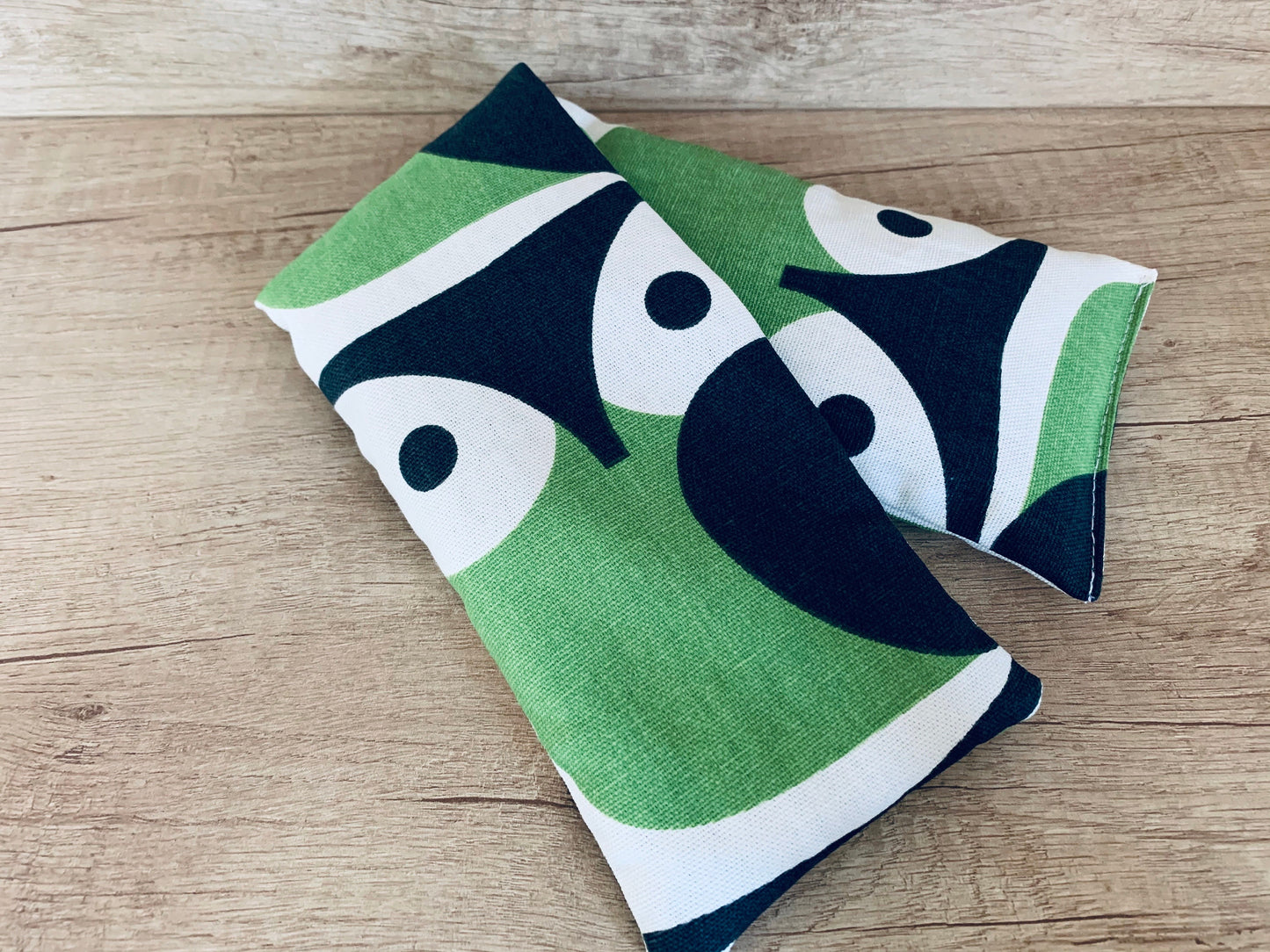 Orla Kiely Wheat Heat Pack: Green Owl Design, Lavender Relief