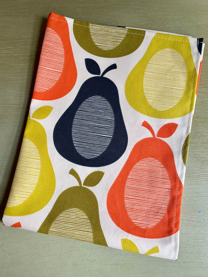 Orla Kiely Scribble Pear Tea Towels: Retro Kitchen Decor