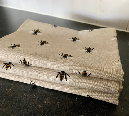 Bumble Bee Linen Tea Towel: Charming Farmhouse Decor