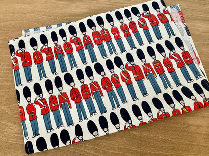 Cath Kidston London Guards Tea Towels & Oven Gloves: British Charm Decor