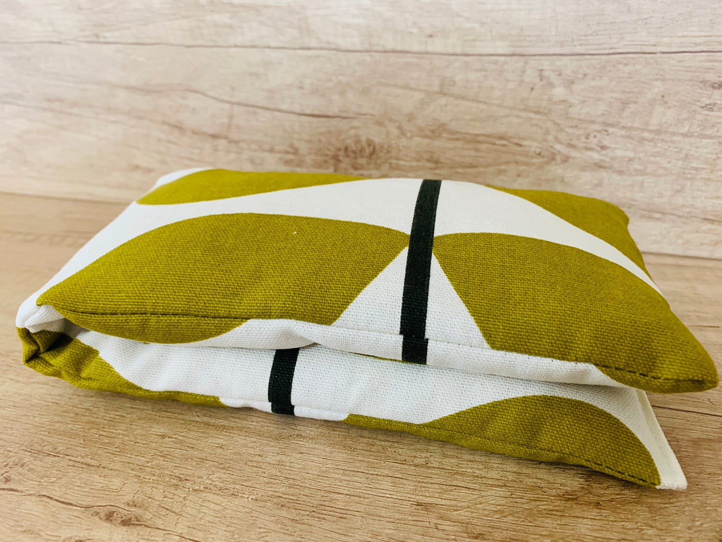 Orla Kiely Wheat Heat Pack: Olive Stem, Lavender Relief