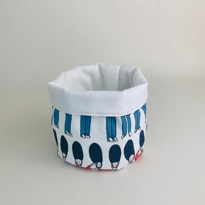 Cath Kidston London Guards Plant Pot Covers: Multiple Sizes