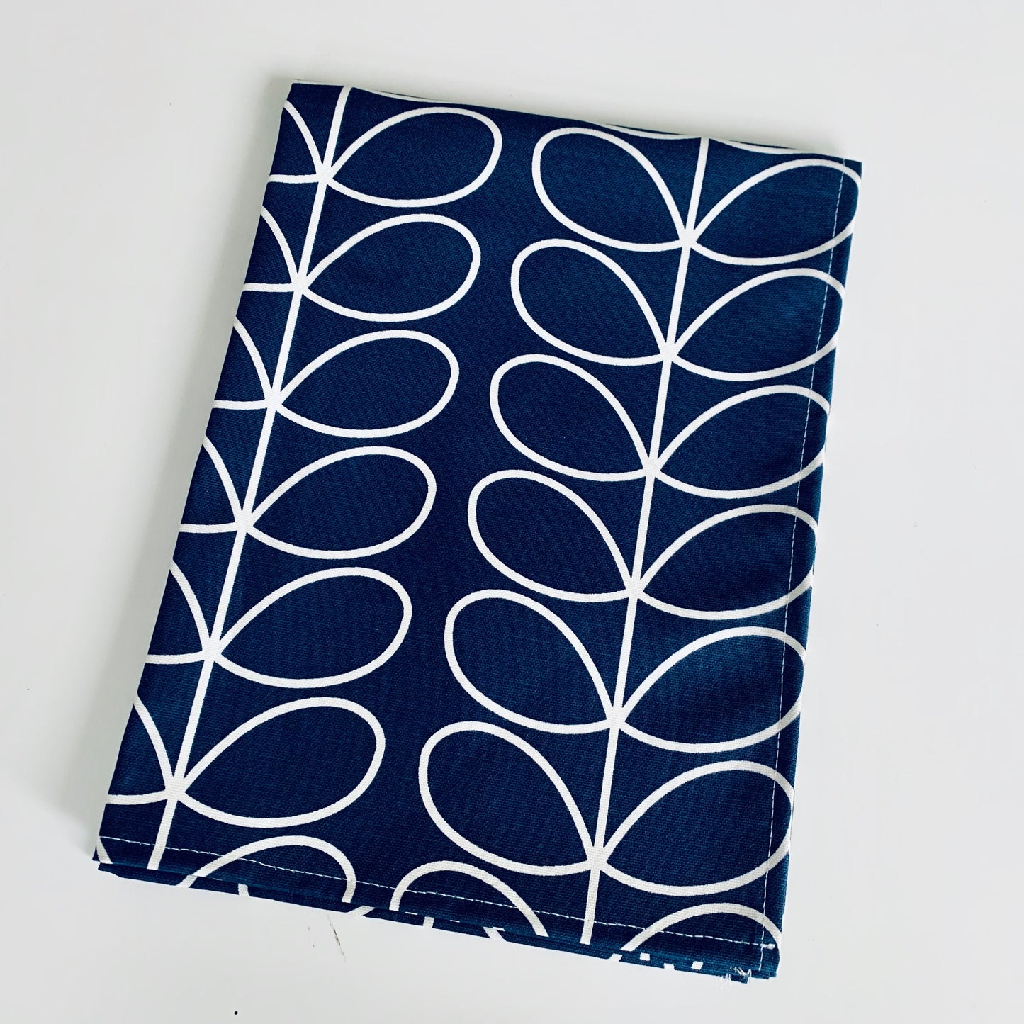 Orla Kiely Navy Blue Stem Tea Towels: Retro Kitchen Decor