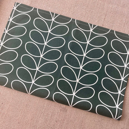 Orla Kiely Ever Green Stem Tea Towels: Retro Kitchen Decor